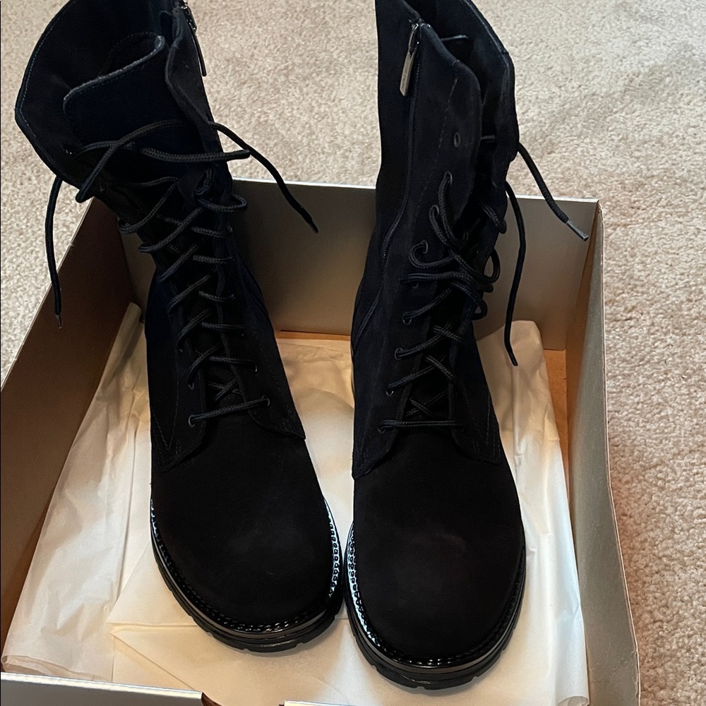 Black Lace-Up Boots